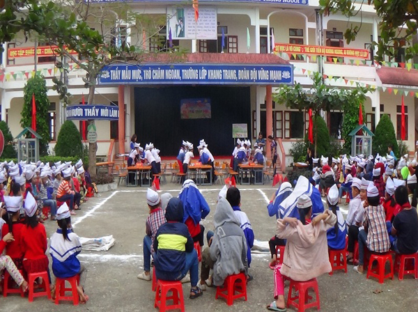 Trường tiểu học Yên Hồ tổ chức thành công Giao lưu "Tuổi thơ khám phá"