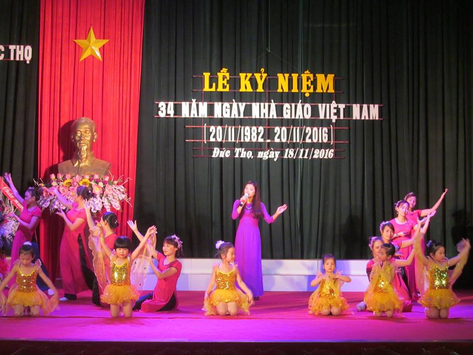 Đức Thọ tổ chức Lễ kỷ niệm Ngày Nhà giáo Việt Nam